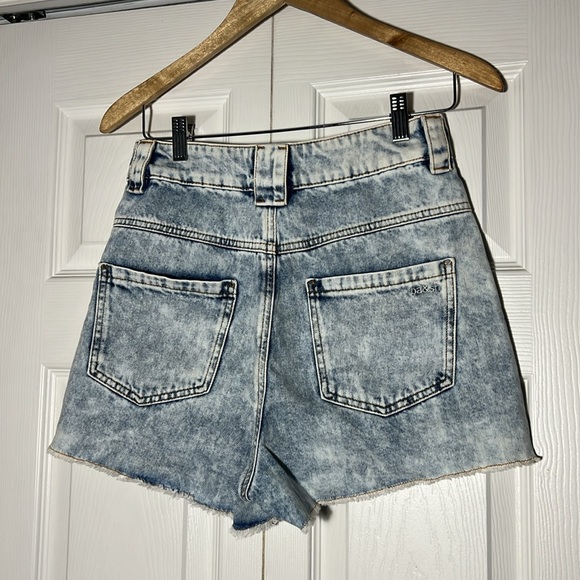ba&sh David Highwaist Acid Wash Short 1 Small - Picture 7 of 9